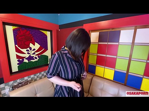 ❤️ Japanesch Cutie mat groussen Titten masturbéiert mat Sexspillsaachen an huet en Orgasmus. Si schwätzt an engem Interview iwwer hir fucking Erfahrung. Riesen Titten an haare Muschi krauchen haart. Osakaporn ☑ Super Sex op lb.superpornpics.ru ﹏